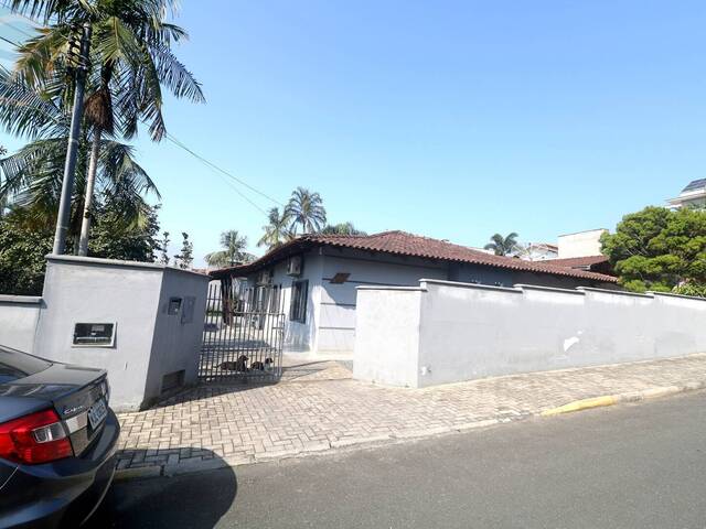 #902 - Casa para Venda em Jaraguá do Sul - SC